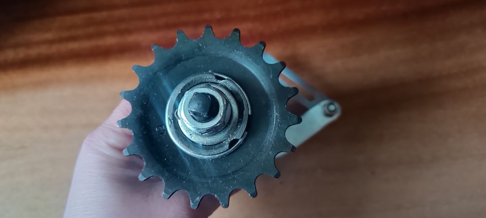 Продам задние втулки 290грн пятерик 100