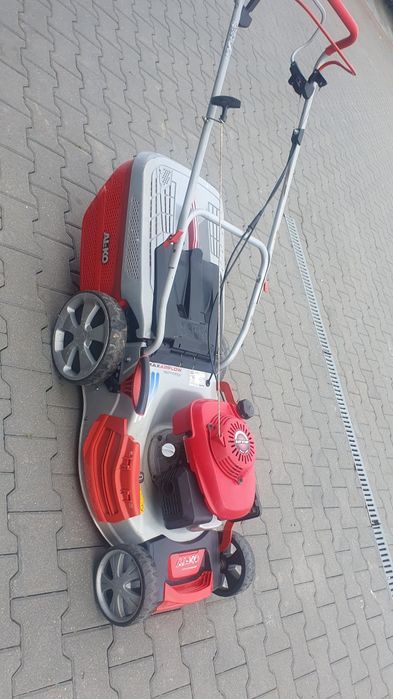 Kosiarka spalinowa z napędem Alko