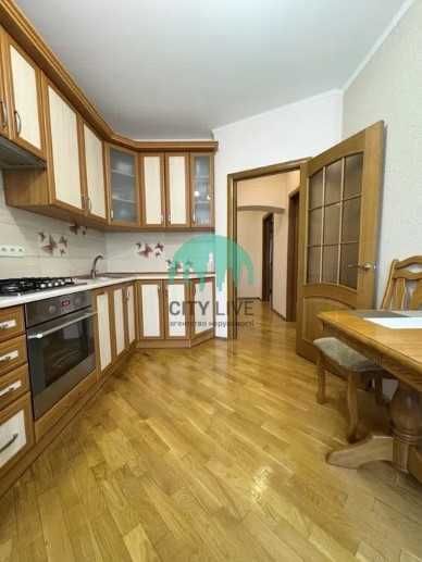 Продаж 2-кім квартири, дві зупинки до Центру, з індивідуальним опаленням (П)