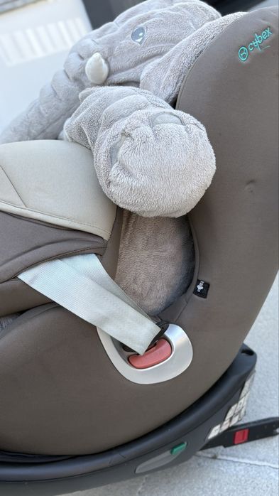 Cadeira Auto Cybex Sirona com Base Rotativa – Como Nova | Pouco Uso