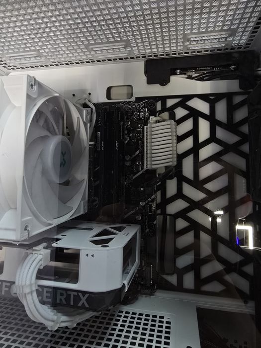 Evolve ПК i5-12400F / RTX 4060 / 32ГБ / 1ТБ SSD