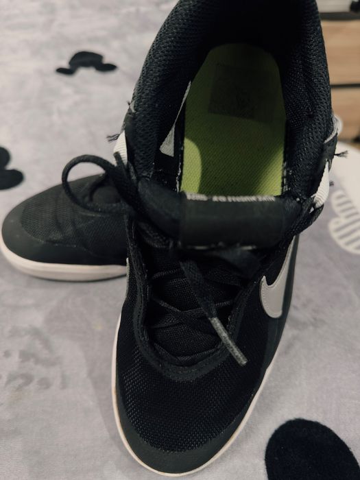 кросівки NIKE TEAM