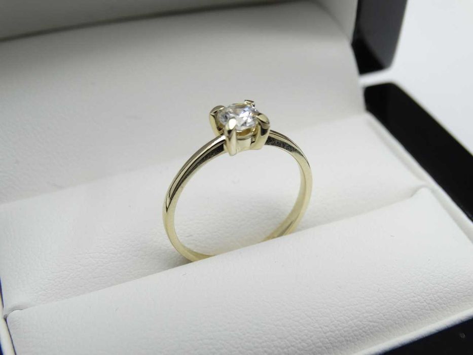 Piękny Złoty Pierścionek 1,70g P585 R12