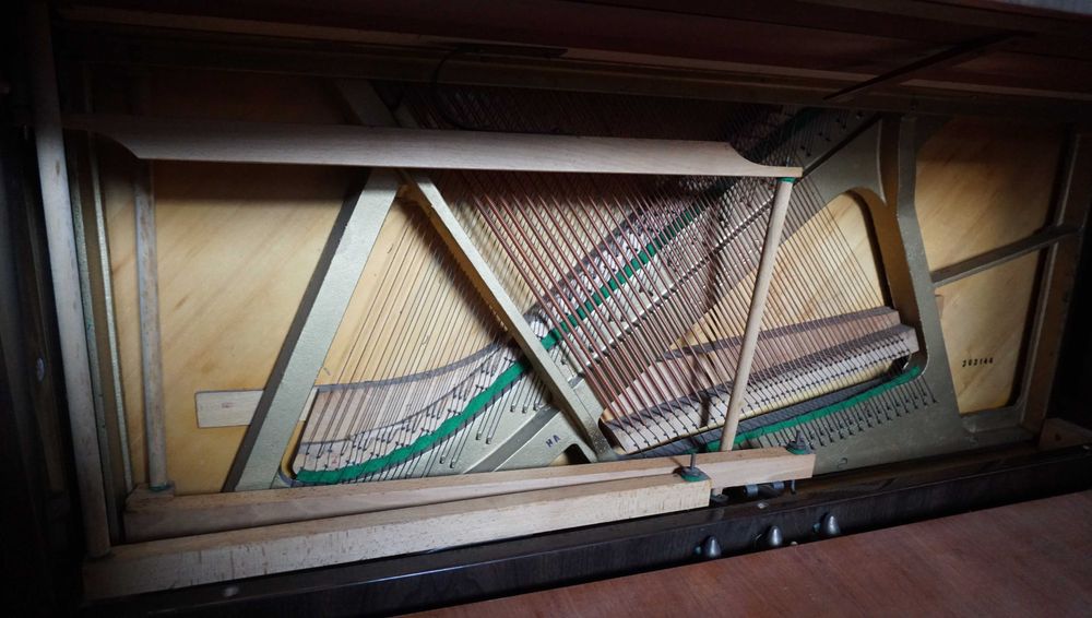 Pianino marki WEINBACH