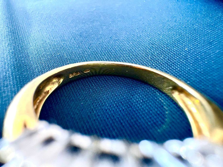 Anel "Dome" em Ouro 18k com Brilhantes