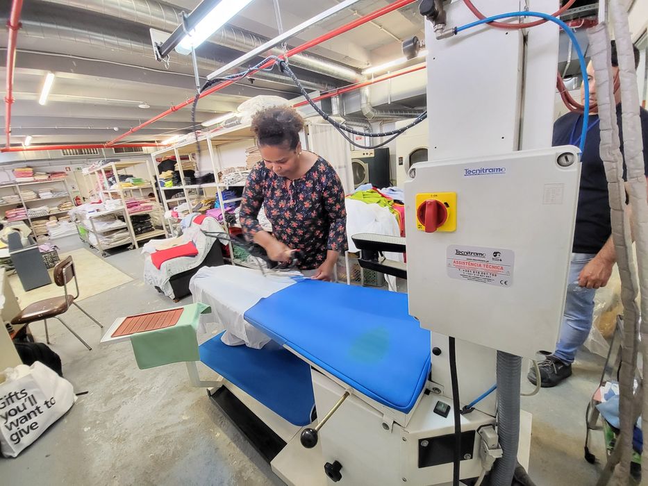 Tabua de passar engomadoria lavandaria self service