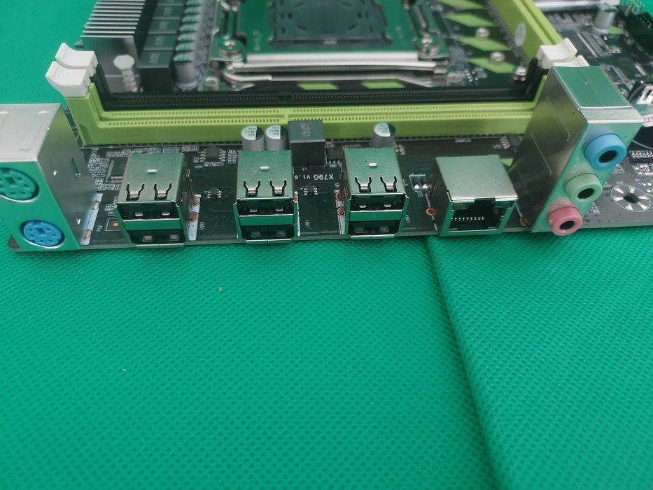 Placa-mãe X79 LGA 2011