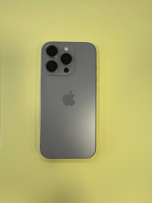 Iphone 16 pro -Usado como Novo