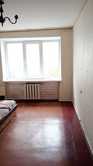 Трикімнатна квартира ( район Машбуд )