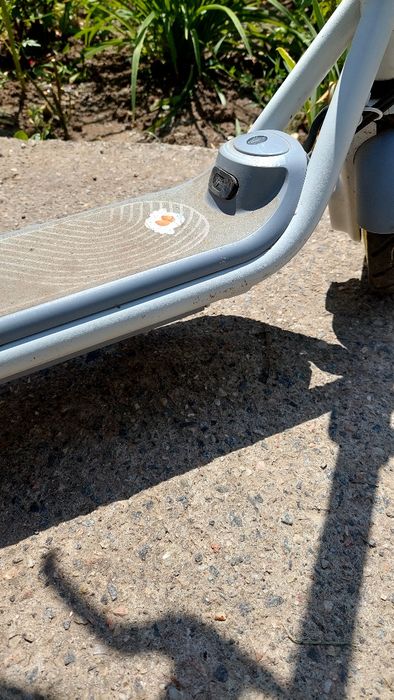 Електросамокат Segway Ninebot C8 White