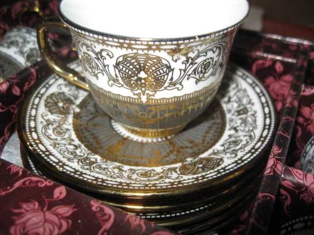 Кофейный(чайный)сервиз на 6 персон,12 предметов