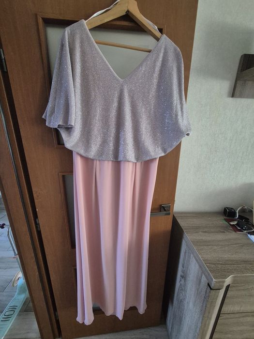 Piękna sukienka na wesele