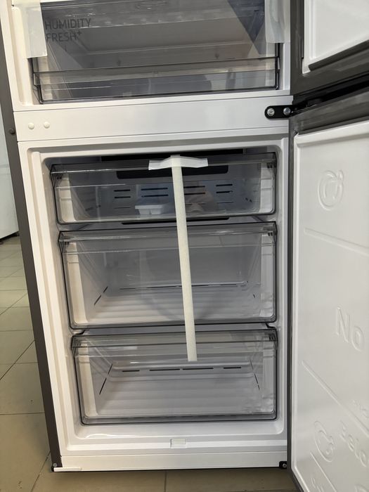 Холодильник Samsung RL38C7B5BS9