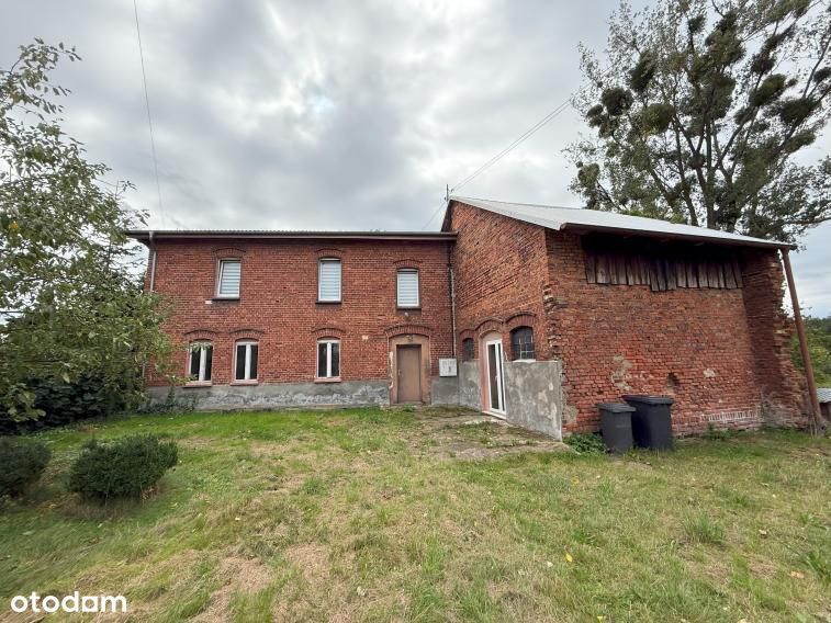 Syndyk sprzeda udział w domu z działką