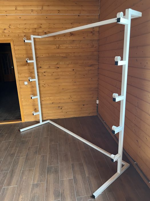 Стелаж, стійка для рулонів з тканиною, плівки