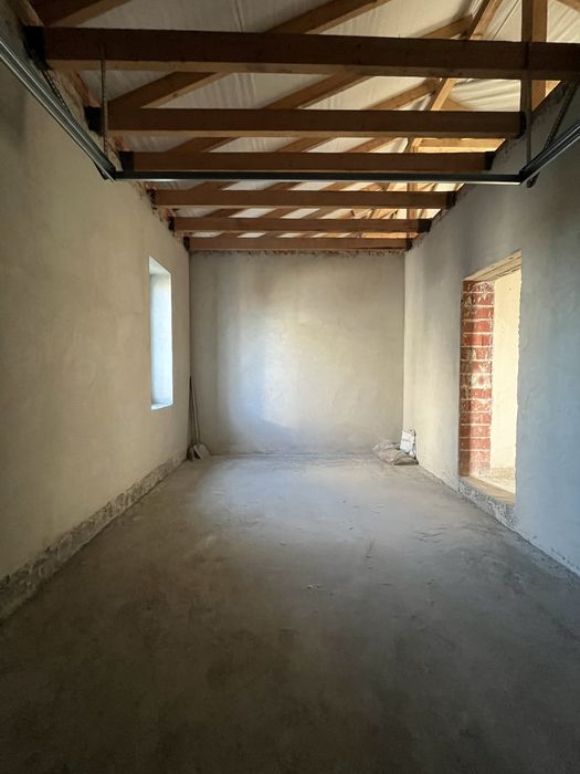 Продається одноповерховий особняк в передмісті Івано-Франківська