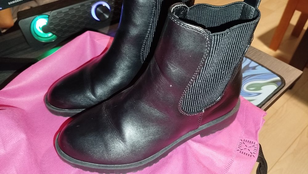 Продам Демі сапожки Челсі