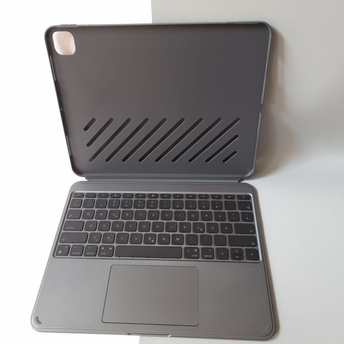 ESR Shift Series Etui z klawiaturą do iPad Pro 13" (M5/M4) – ciemnoszare