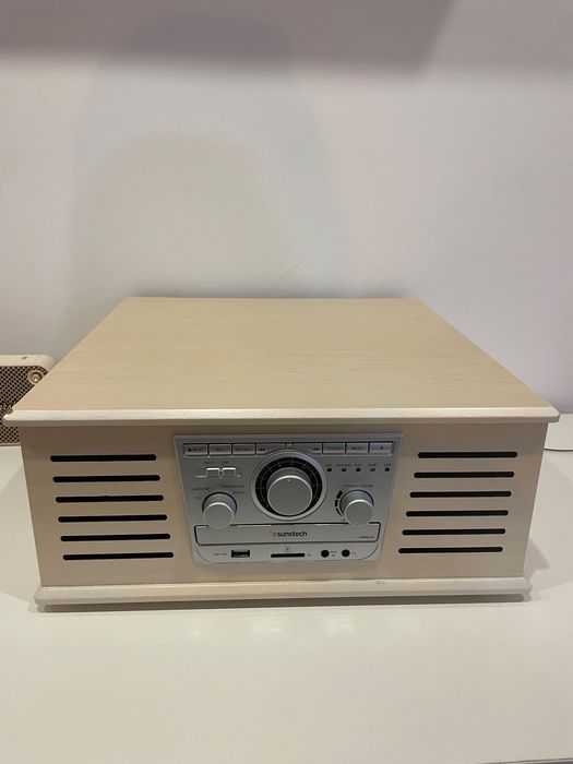 Sunstech: Gira discos com encoding, Bluetooth, leitor CD e cartao