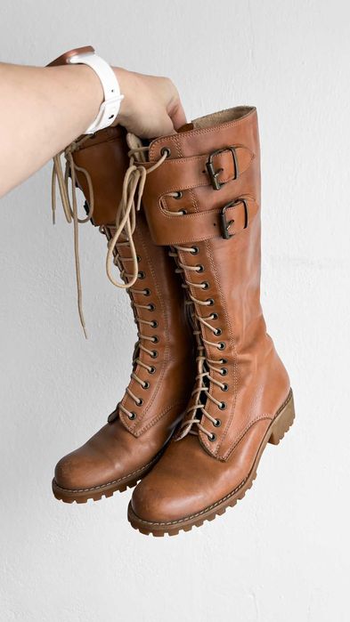 Karmelowe kozaki sznurowane Ryłko 35