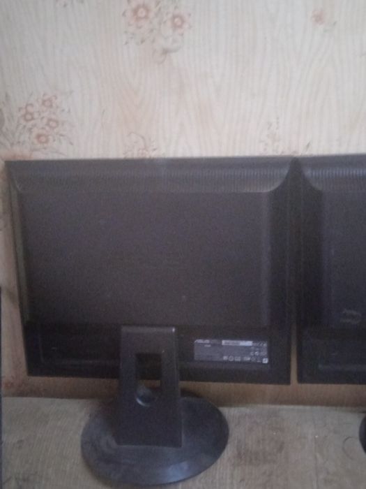 Продам два монитора Asus
