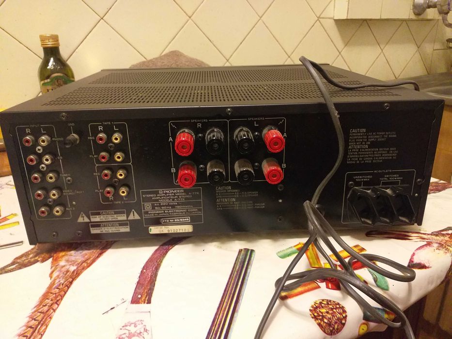 Усилитель ( пидсилювач ) Pioneer A 77 X .