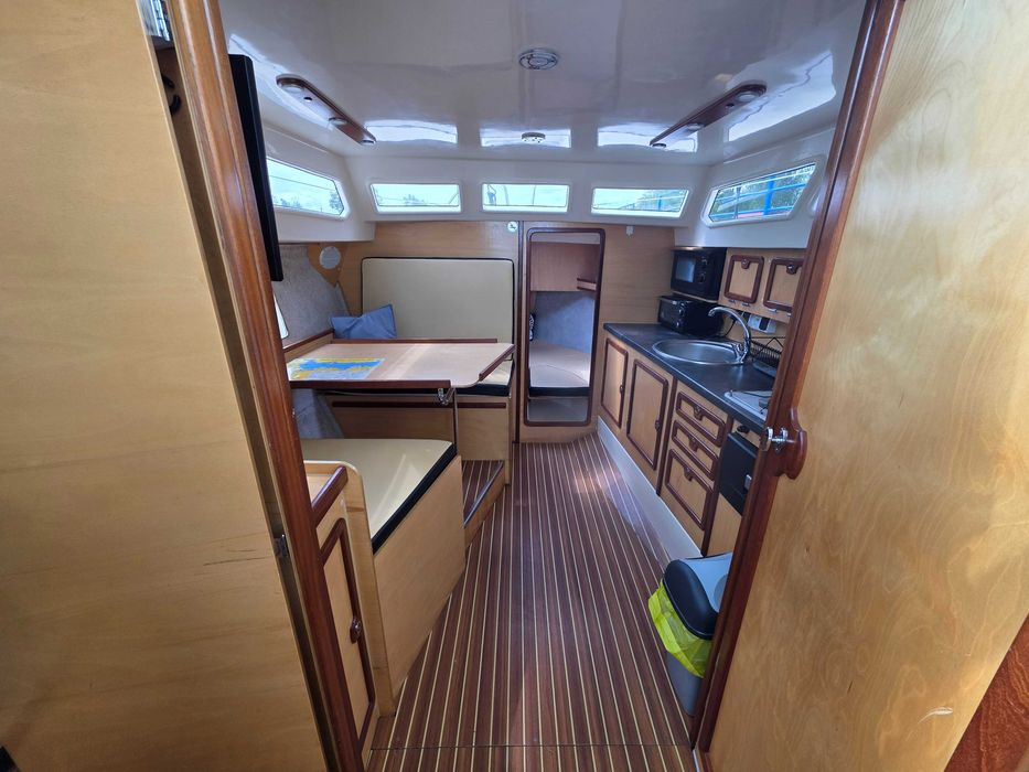 Wynajem łodzi bez patentu | Houseboat Żuławy | Gdańsk | Wakacje 2026