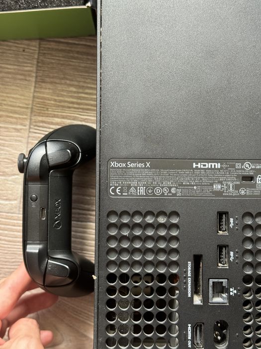 Xbox series x 1 tb + 90 ігор