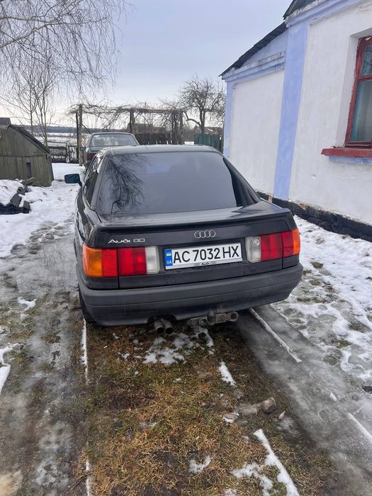 Авто  Ауді 80 б3