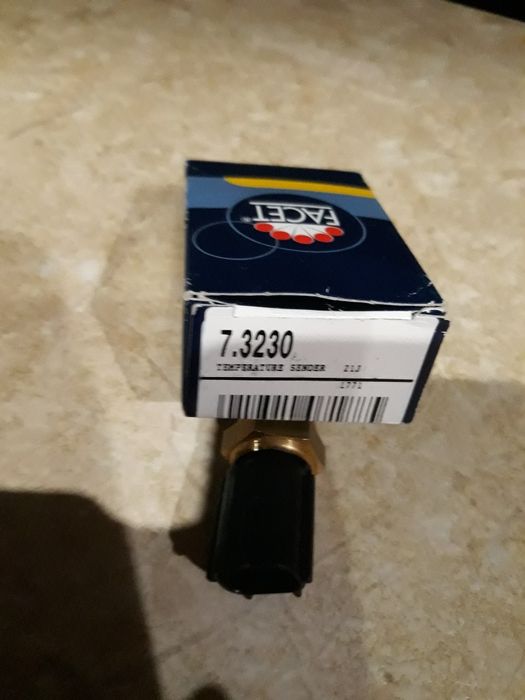 Продам температурний датчик.