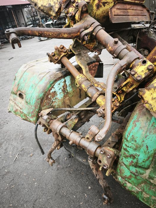 Навіска задня навісне навеска вісь важелі роги трактора Т150 ХТЗ ДТ75