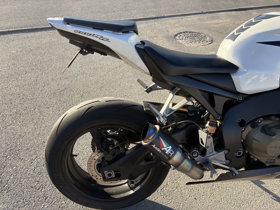 Honda cbr 1000 rr