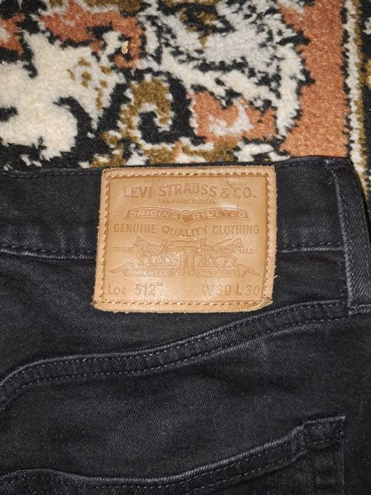 Продам джинсы Levi's 512