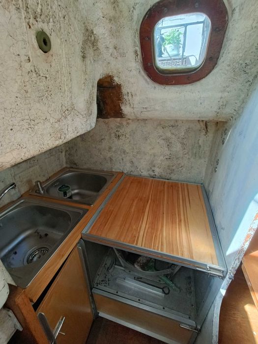 Unikatowy jacht żaglowy z przyczepą