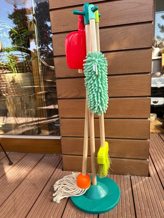 Drewniany zestaw do sprzatania B Toys