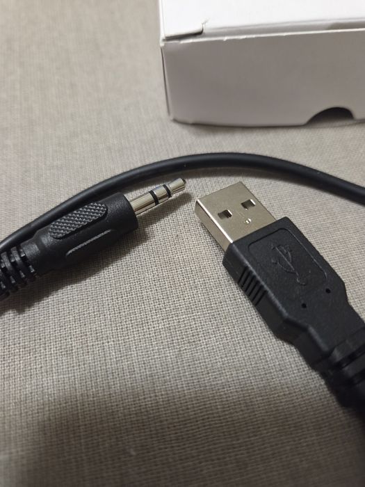 Cabos USB A / USB mini + jack 3,5mm - NOVOS