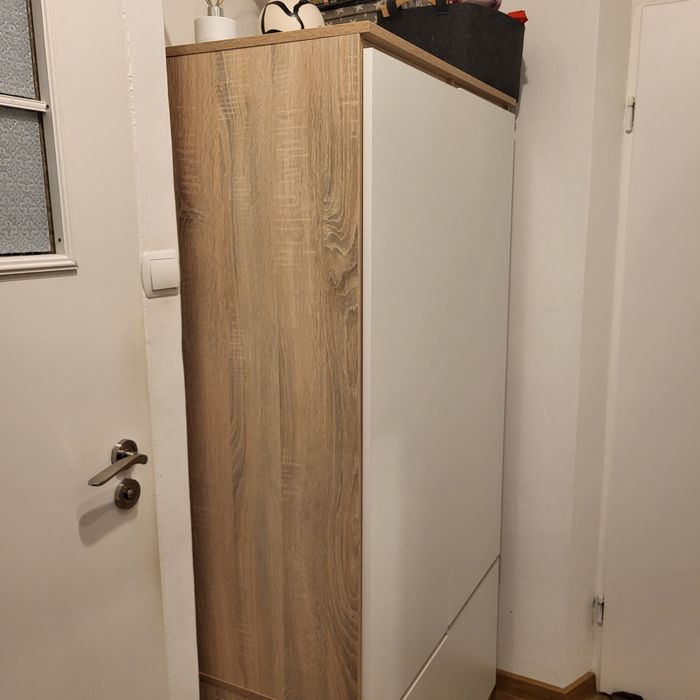 Szafa czterodrzwiowa