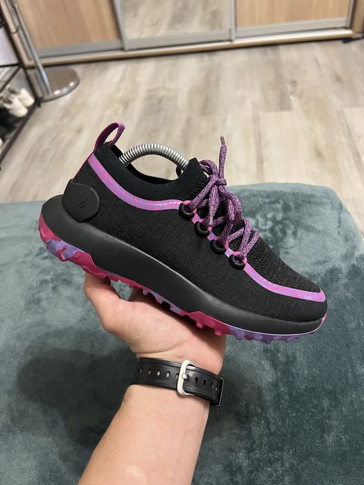 Жіночі трекінгові кросівки Allbirds