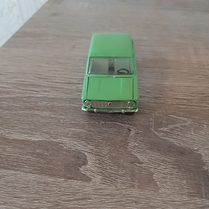 Продам модель ВАЗ 2101, 1:43