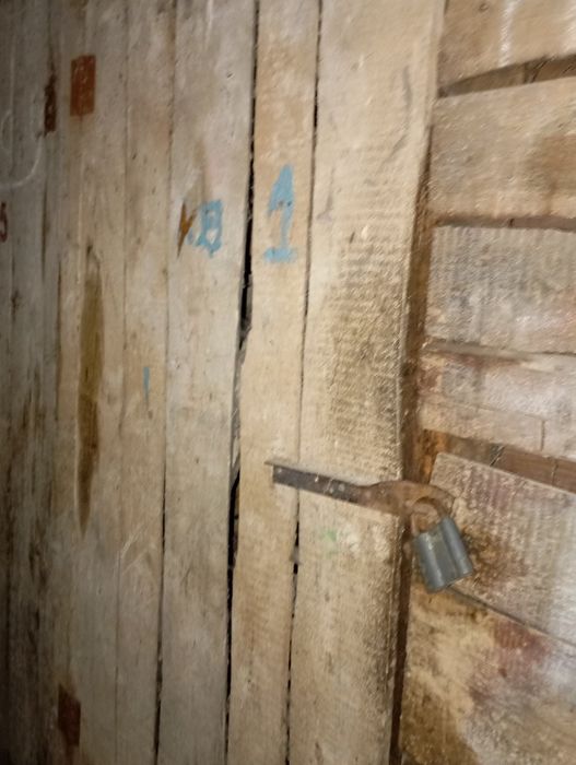 Терміново продам 3кім.кв..під ремонт! Варіант під Бізнес!