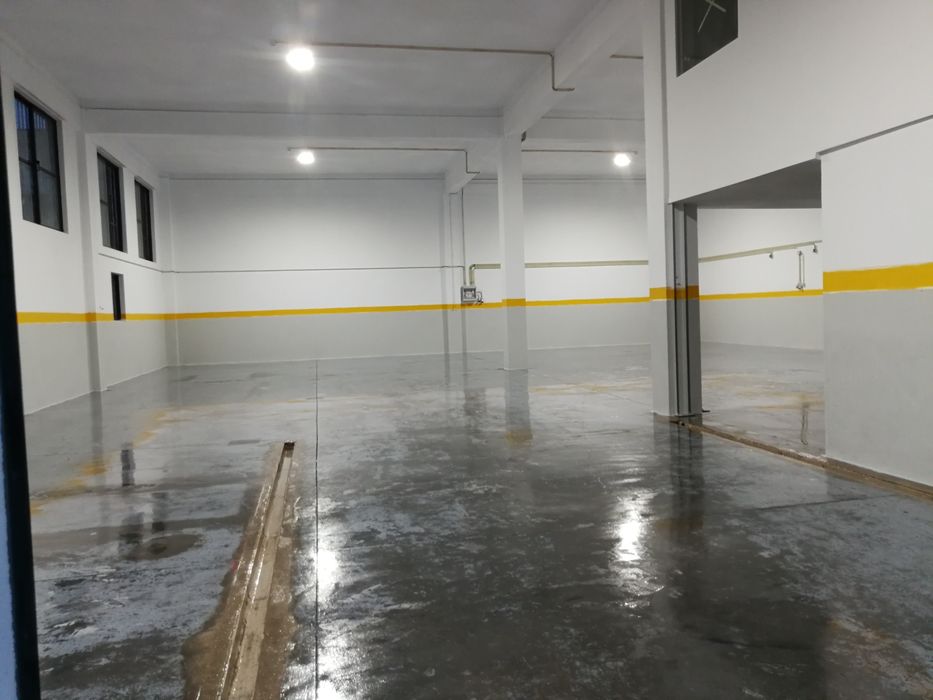 Armazem com 230m2