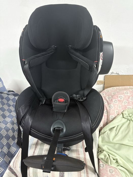 Cadeira se cintos para carro Bebe Safe