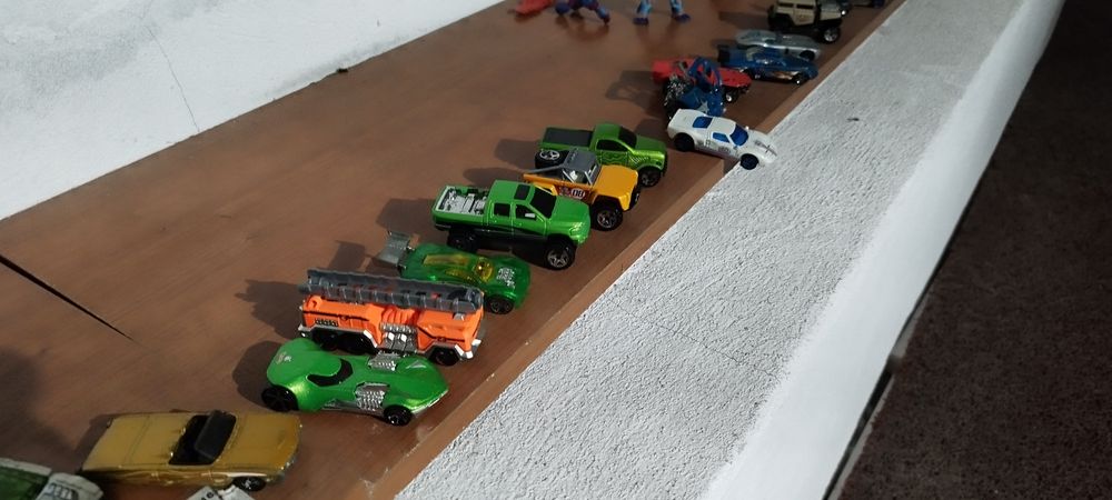 Carros Hotwells originais