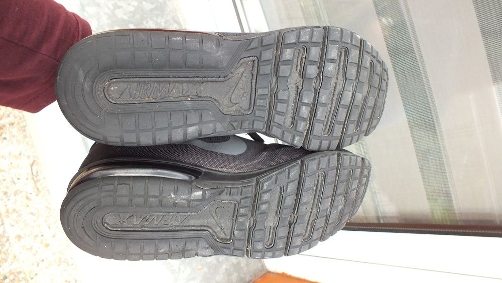 Super buty sportowe marki Nike air max w roz 45,5