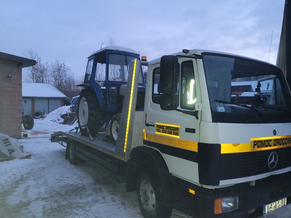 Pomoc  drogowa 24h/7 laweta transport maszyn budowlanych auto pomoc
