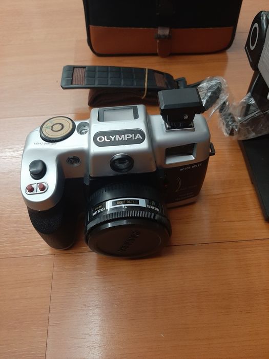 Máquina Fotográfica Olympia