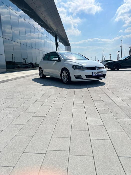 Volkswagen Golf Golf VII Highline 2.0 TDI 150 LED Dynaudio,Ergo,Kamera,Hak