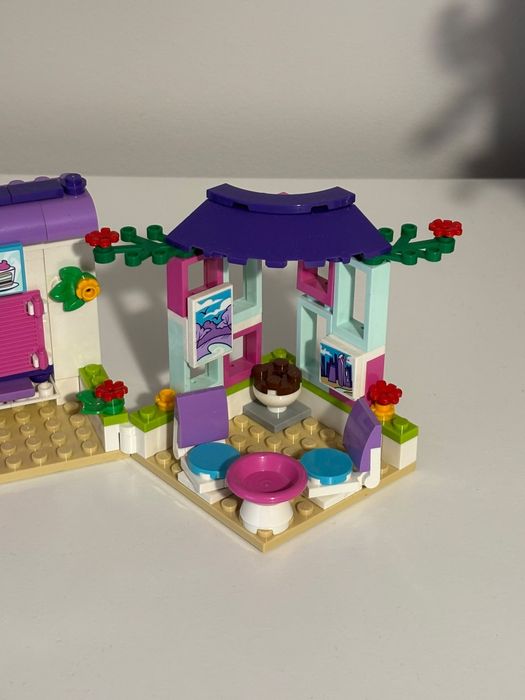 Klocki LEGO 41336 Artystyczna Kawiarnia Emmy