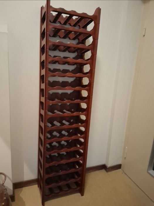 Garrafeira Empilhável para 4 garrafas cada
