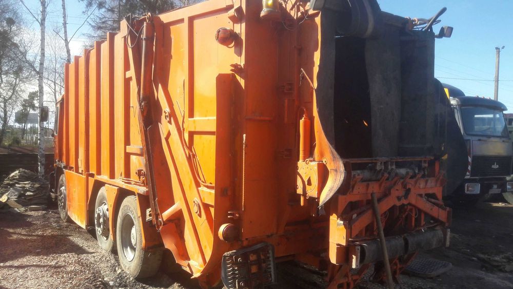 Продам мусоровоз DAF CF 75.250